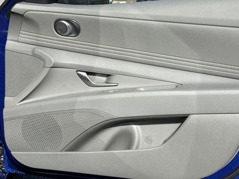 Certified 2025 Hyundai Elantra SEL image 14