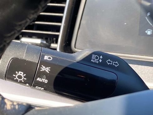Used 2023 Kia Sportage EX AWD/4WD image 19