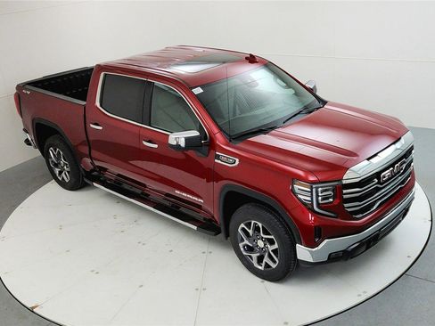 New 2026 GMC Sierra 1500 SLT w/ SLT Premium Package image 13