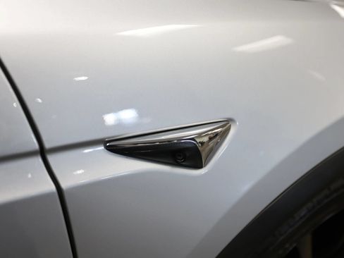 Used 2017 Tesla Model X 90D AWD/4WD image 15