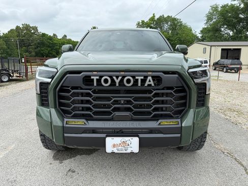 Used 2022 Toyota Tundra SR5 w/ SR5 Premium Package AWD/4WD image 8