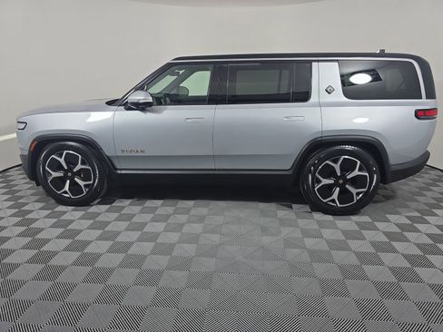 Used 2024 Rivian R1S Adventure AWD/4WD image 2