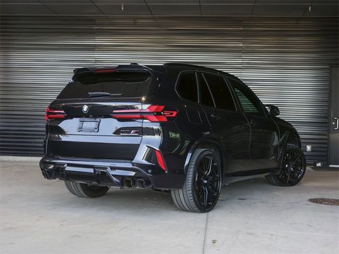 Used 2025 BMW X5 M Competition w/ Executive Package image 7