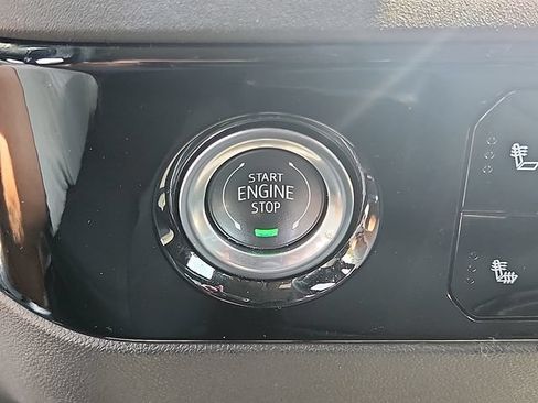 Used 2024 Chevrolet Silverado 1500 LT AWD/4WD image 22
