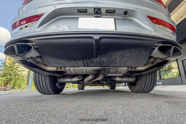 Used 2021 Bentley Bentayga AWD/4WD image 58