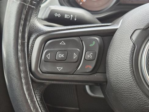 Used 2025 Jeep Wrangler Sport AWD/4WD image 27