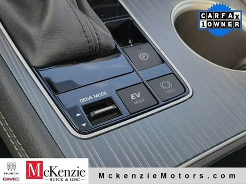 Used 2025 Toyota Sienna XLE FWD image 18