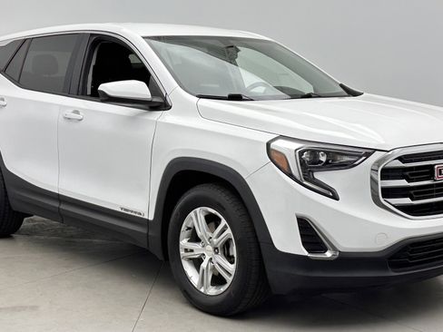 Used 2019 GMC Terrain SLE image 3