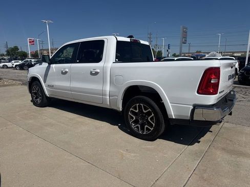 Used 2026 RAM 1500 Laramie AWD/4WD image 4