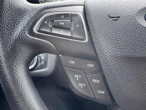 Used 2019 Ford Escape S image 16