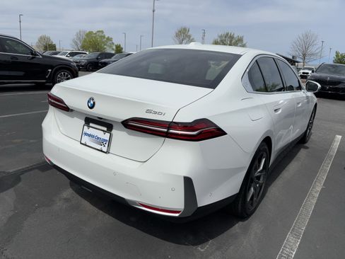 Used 2026 BMW 530i w/ Premium Package image 10