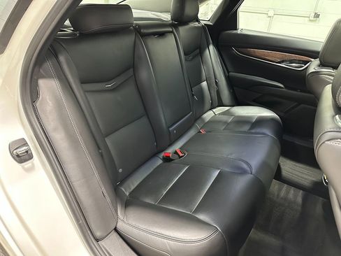 Used 2017 Cadillac XTS Premium Luxury image 18