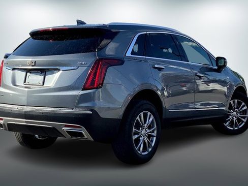 Used 2022 Cadillac XT5 Premium Luxury w/ LPO, Floor Liner Package image 13
