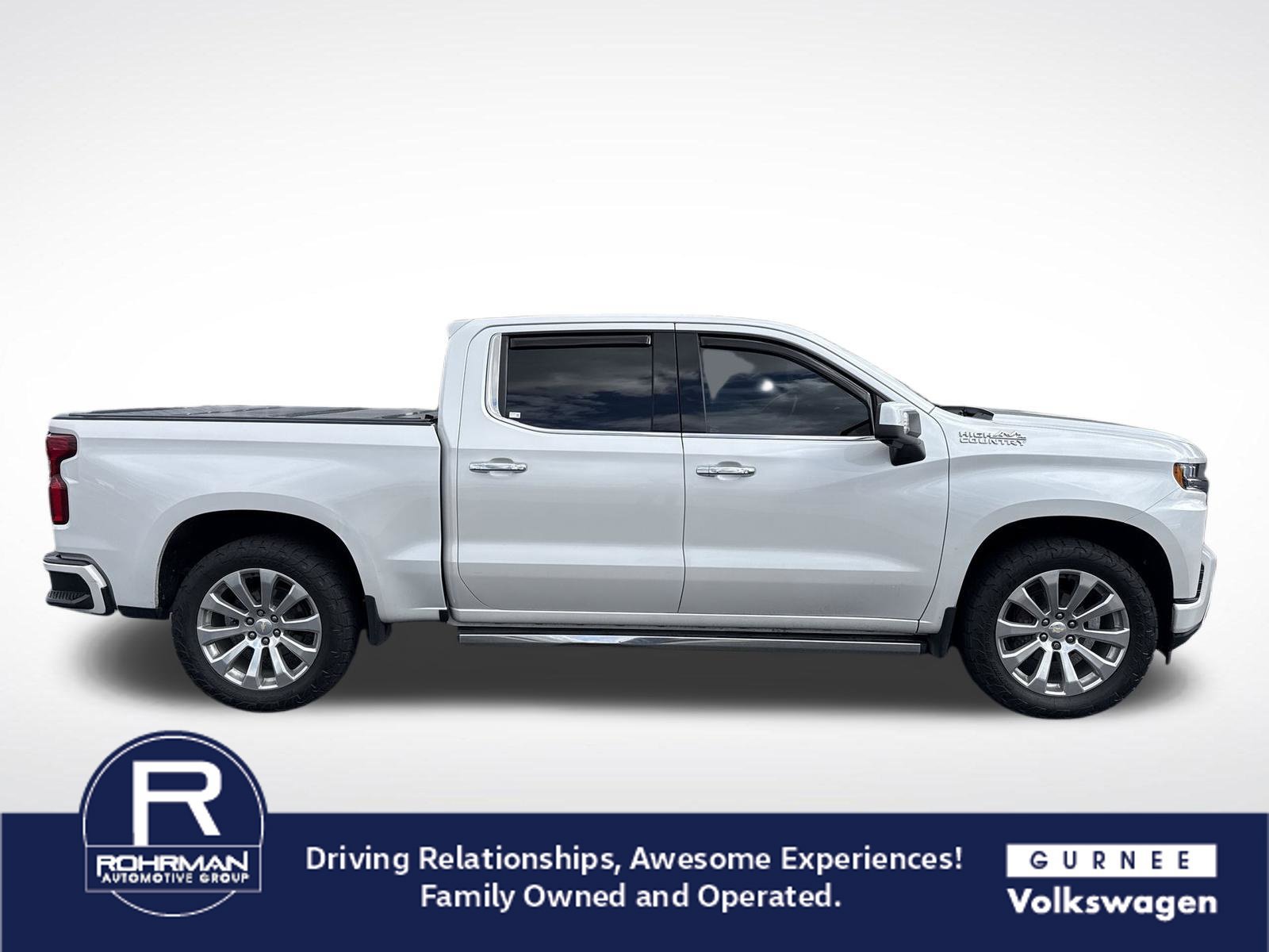 Used 2021 Chevrolet Silverado 1500 High Country w/ Technology Package AWD/4WD image 11