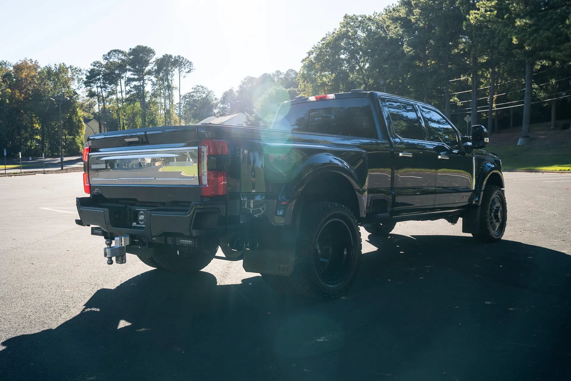 Used 2024 Ford F450 Limited w/ FX4 Off-Road Package AWD/4WD image 8