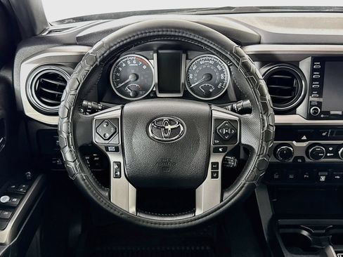 Certified 2021 Toyota Tacoma Limited w/ Nightshade Package AWD/4WD image 4