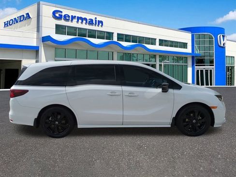 Certified 2024 Honda Odyssey Sport image 4