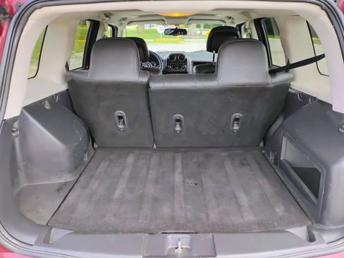 Used 2017 Jeep Patriot High Altitude image 24