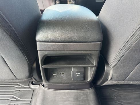 Used 2023 Ford Ranger XLT w/ Equipment Group 301A Mid AWD/4WD image 10