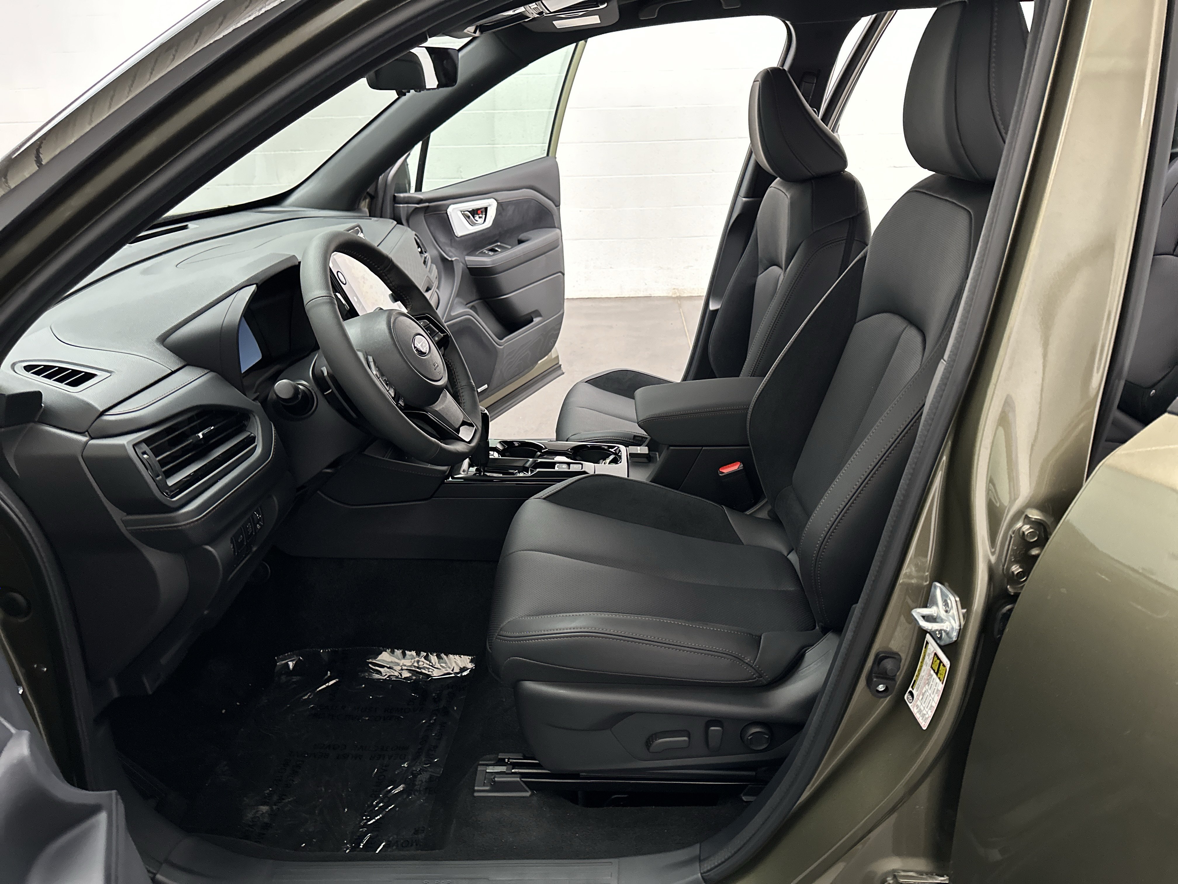 New 2026 Subaru Forester Touring AWD/4WD image 18