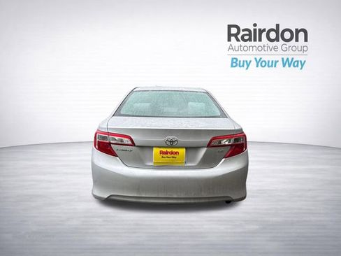 Used 2012 Toyota Camry LE image 8