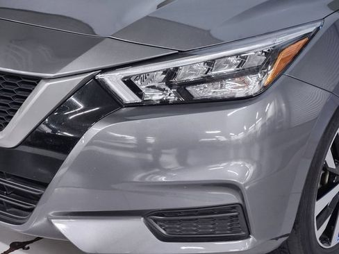 Used 2022 Nissan Versa SR w/ Convenience Package FWD image 12