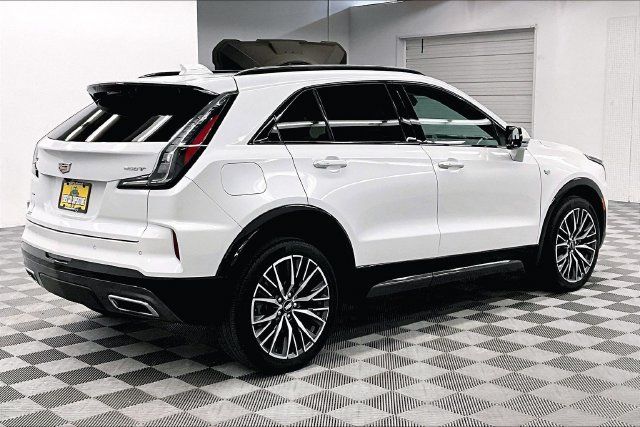 Used 2024 Cadillac XT4 Sport AWD/4WD image 13