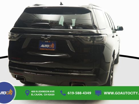 Used 2020 Chevrolet Traverse Premier w/ Redline Edition FWD image 10