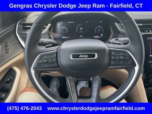 Certified 2023 Jeep Grand Cherokee Limited AWD/4WD image 54