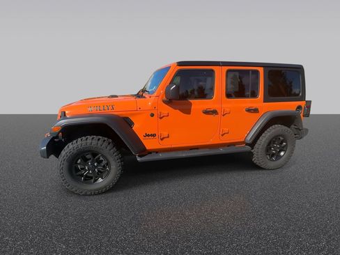 Used 2025 Jeep Wrangler Unlimited Sport AWD/4WD image 5