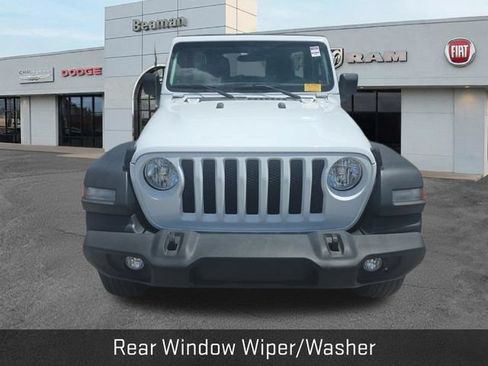 Used 2022 Jeep Wrangler Unlimited Sport AWD/4WD image 10