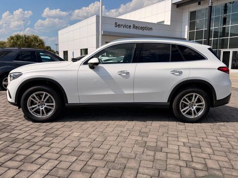 Used 2025 Mercedes-Benz GLC 300 image 12