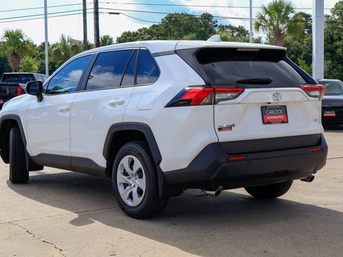 Used 2025 Toyota RAV4 LE FWD image 21