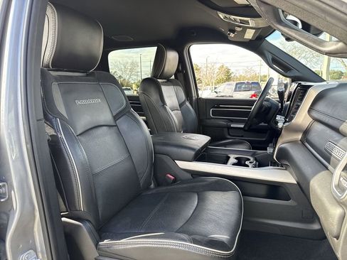 Used 2019 RAM 2500 Laramie image 23