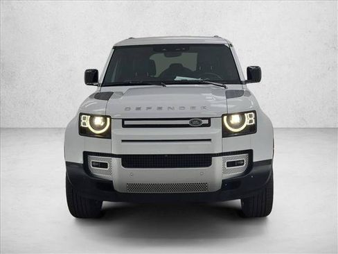 Used 2024 Land Rover Defender 110 S AWD/4WD image 2