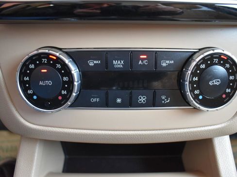 Used 2018 Mercedes-Benz GLE 350 GLE 350 4MATIC SUV image 36