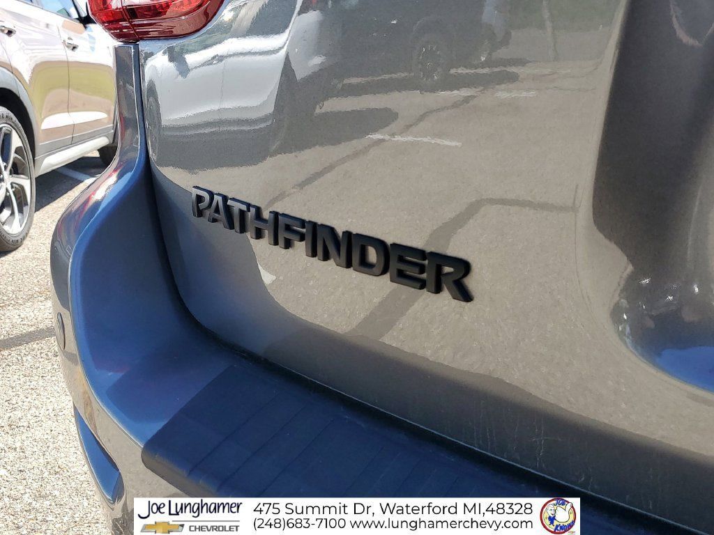 Used 2018 Nissan Pathfinder SL w/ Midnight Edition Package AWD/4WD image 31