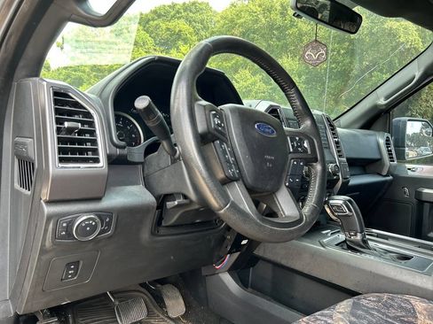 Used 2015 Ford F150 XLT w/ Equipment Group 301A Mid AWD/4WD image 8