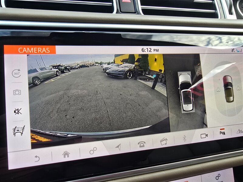 Used 2018 Land Rover Range Rover Long Wheelbase Supercharged AWD/4WD image 11