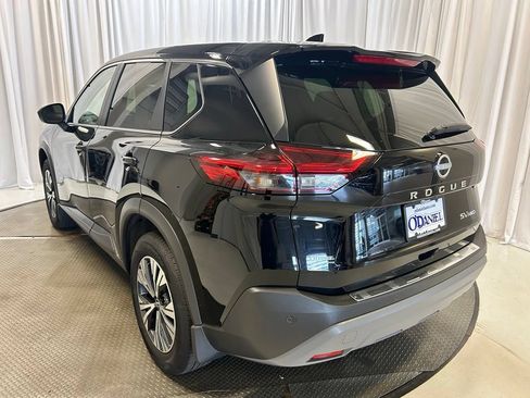 Used 2023 Nissan Rogue SV AWD/4WD image 25