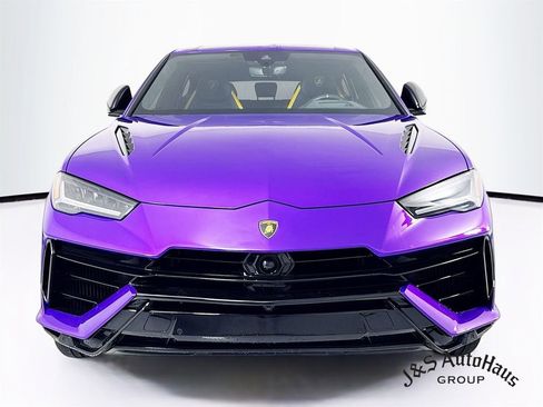 Used 2023 Lamborghini Urus S image 3
