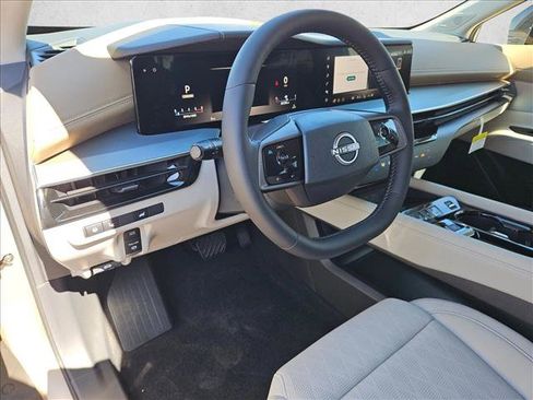 New 2026 Nissan Murano Platinum image 3