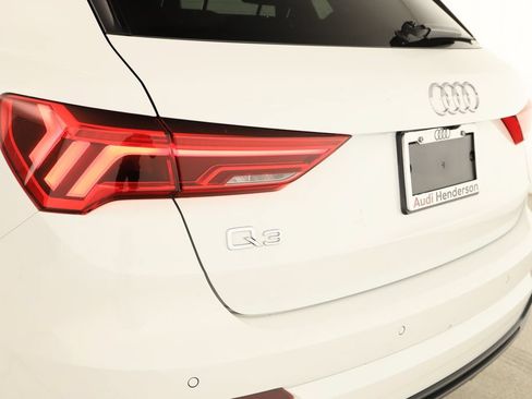 Used 2019 Audi Q3 2.0T Prestige AWD/4WD image 30