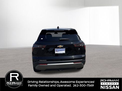 Used 2025 Chevrolet Equinox LT FWD image 6