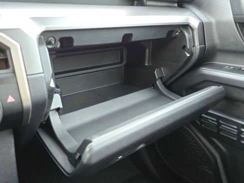 Certified 2025 Toyota 4Runner TRD Off-Road Premium image 37