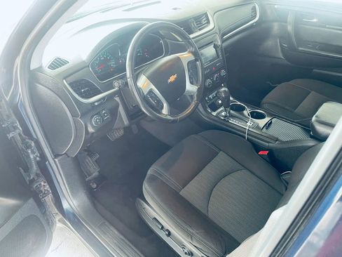 Used 2016 Chevrolet Traverse LT w/ Style and Technology Package FWD image 12