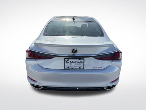 New 2025 Lexus ES 350 Ultra Luxury image 5