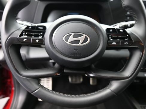 Certified 2025 Hyundai Elantra Sport image 19