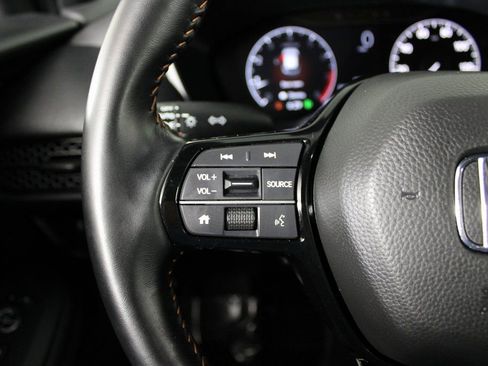 Used 2025 Honda HR-V Sport image 20