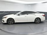 Used 2019 Nissan Altima 2.5 SR w/ SR Premium Package image 5